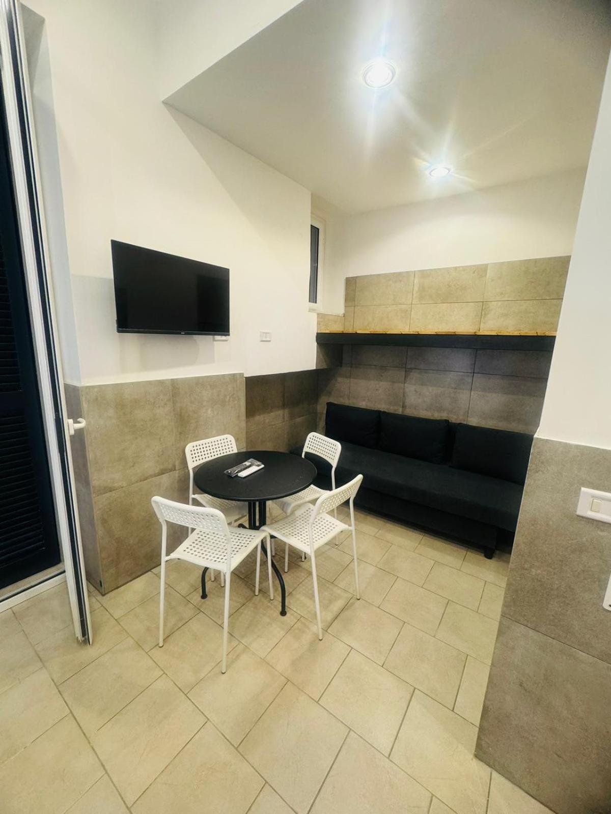 Terrazza Miracoli Napoli Aparthotel Exterior photo