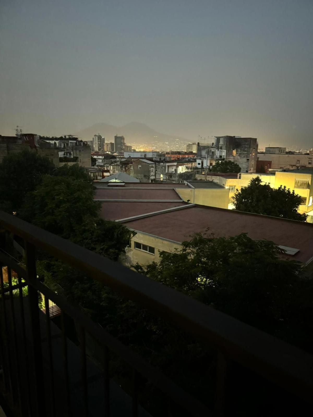 Terrazza Miracoli Napoli Aparthotel Exterior photo